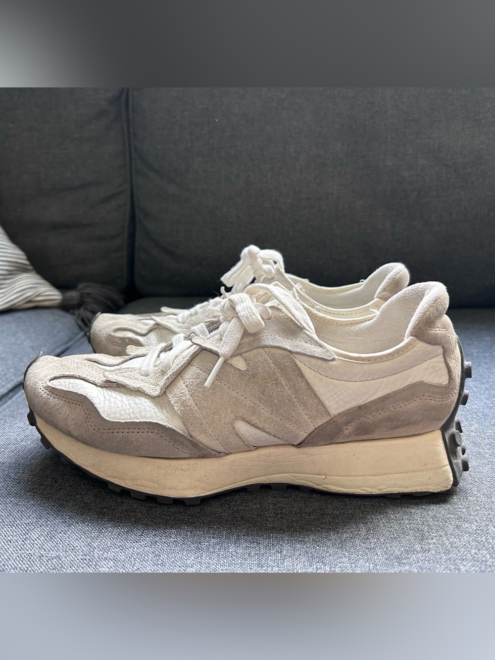 New Balance Sneakers 327